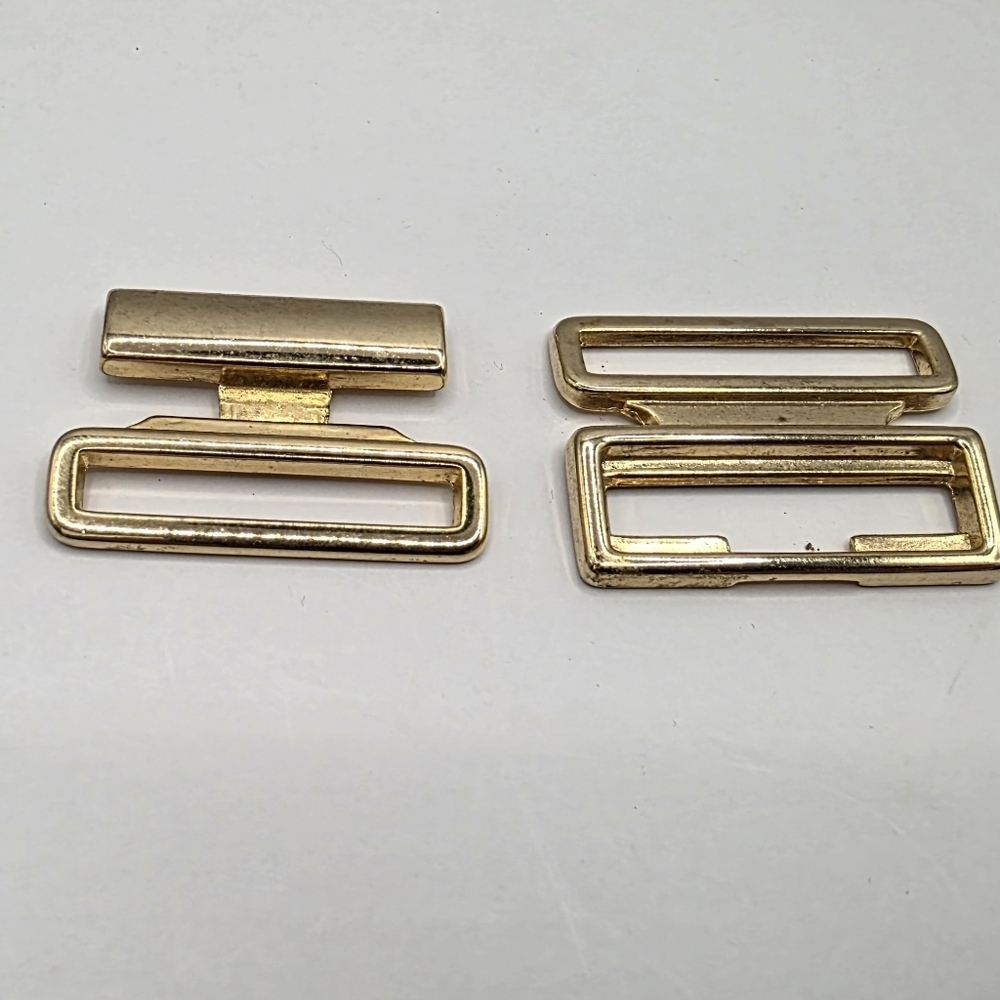 Gold Rectangular Buckle Set